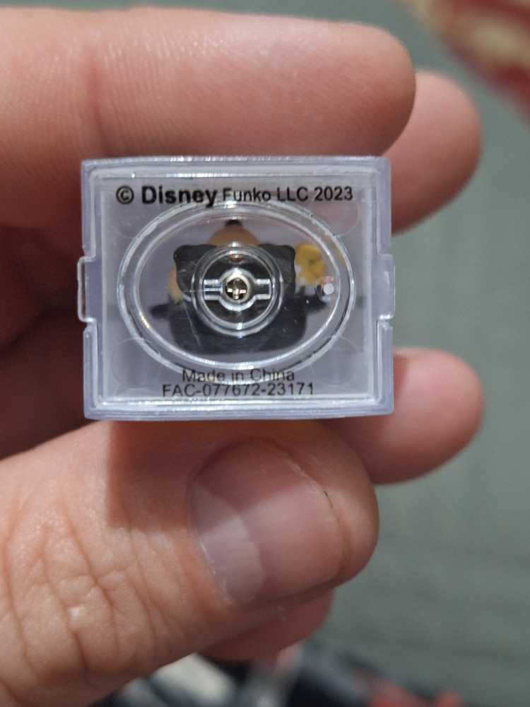 Mickey Mouse: Conductor Mickey - Disney vinyl figure collectible - Main Image 4