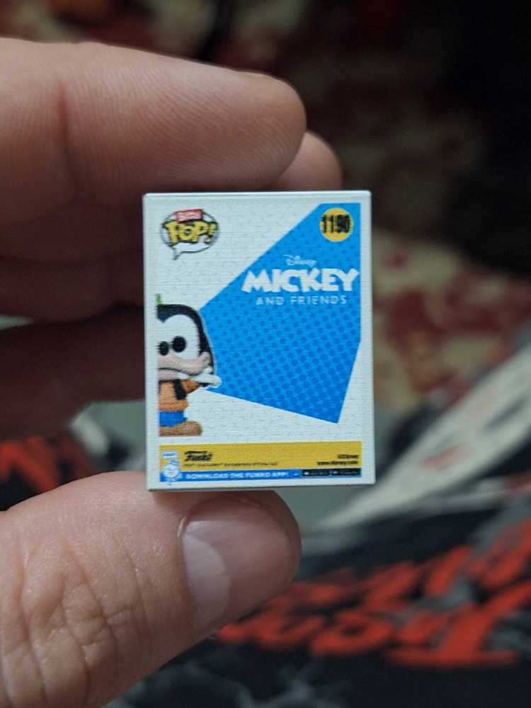 Goofy - Disney vinyl figure collectible - Main Image 2