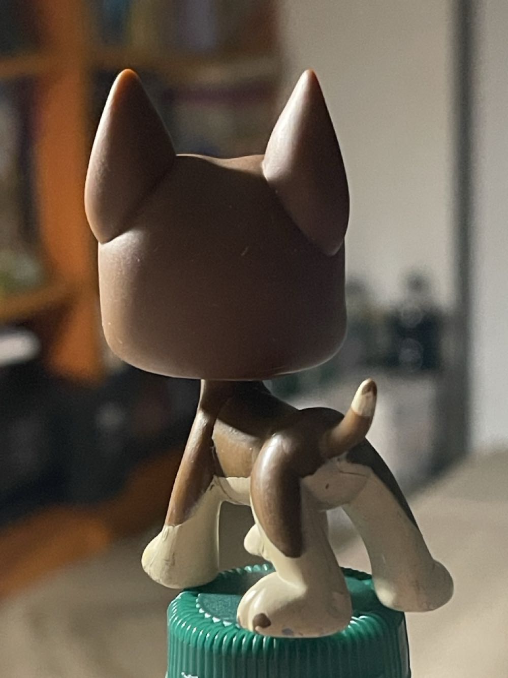 Petshop Danois N• 817  vinyl figure collectible - Main Image 2