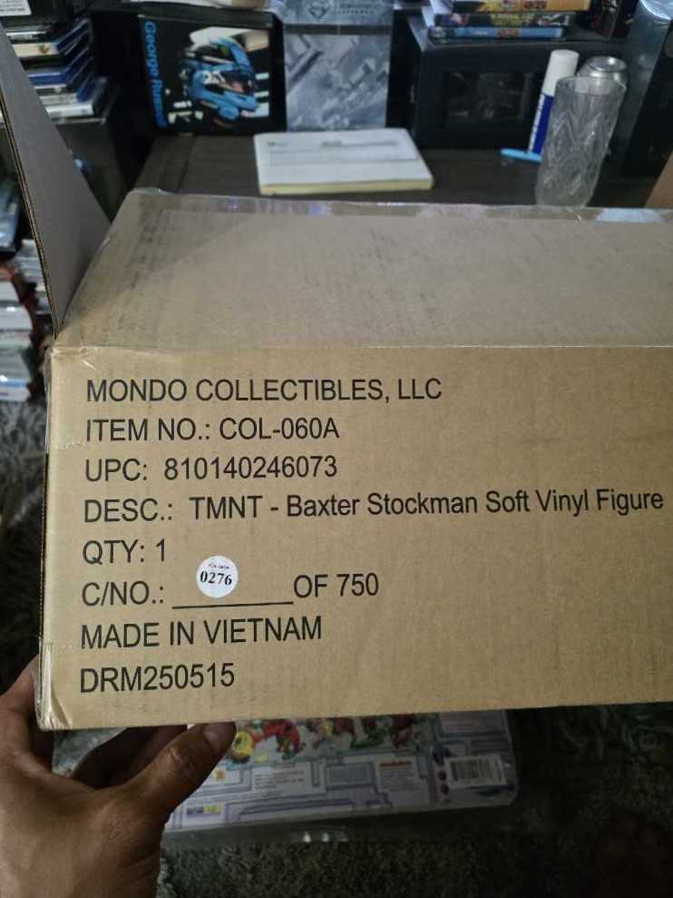 TMNT Mondo Baxter Stockman   vinyl figure collectible [Barcode 810140246073] - Main Image 3