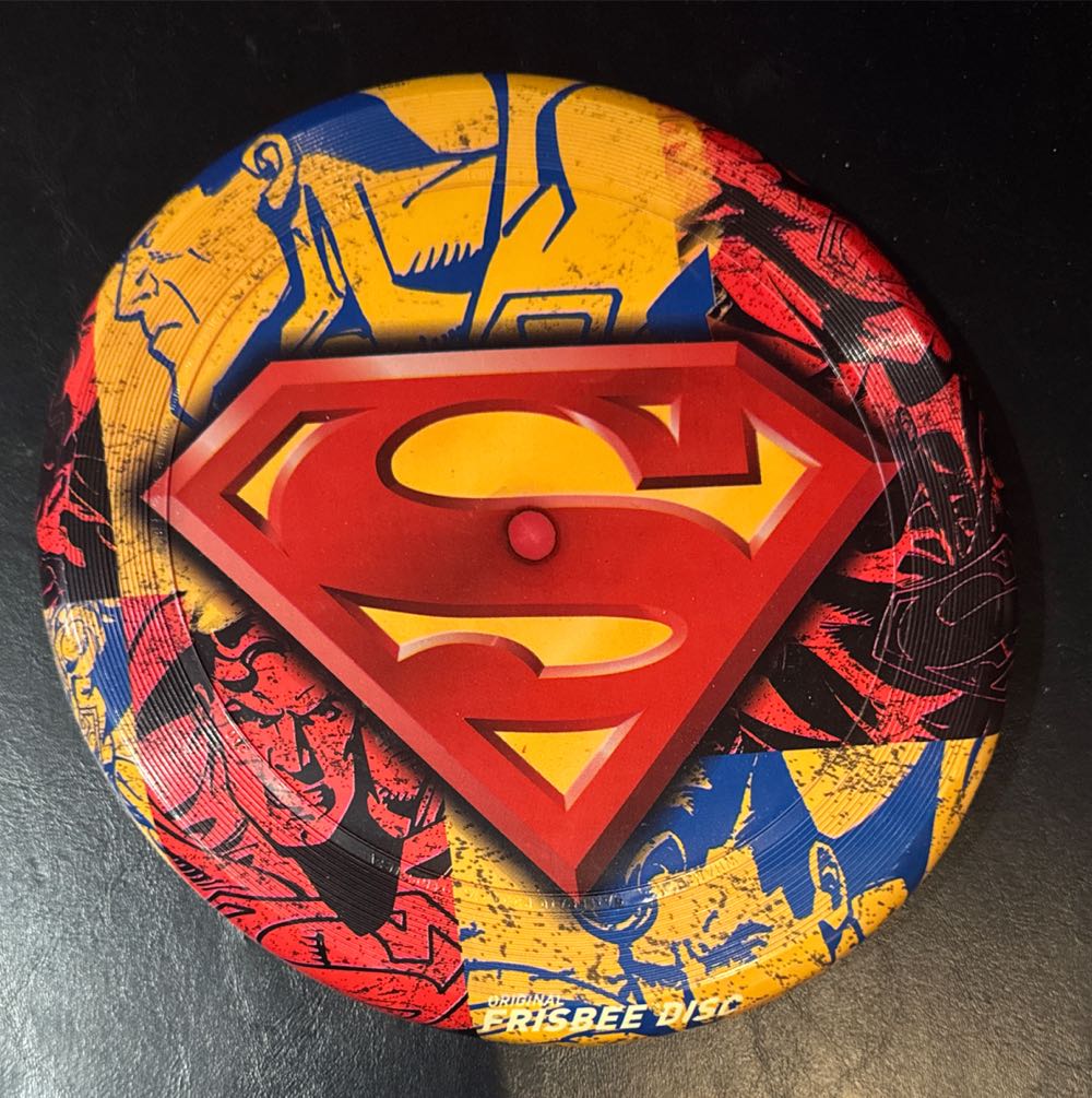 Frisbee Disc Superman Wham O  vinyl figure collectible [Barcode 032187510737] - Main Image 3