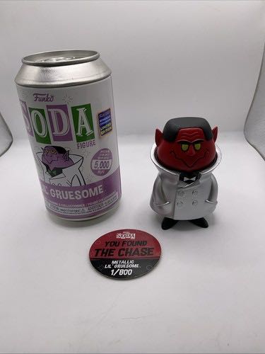 Dc Comics 1:32 Chevy Camaro Die-cast Car W 1.65” Robin Figure Toys For Kids And Adults