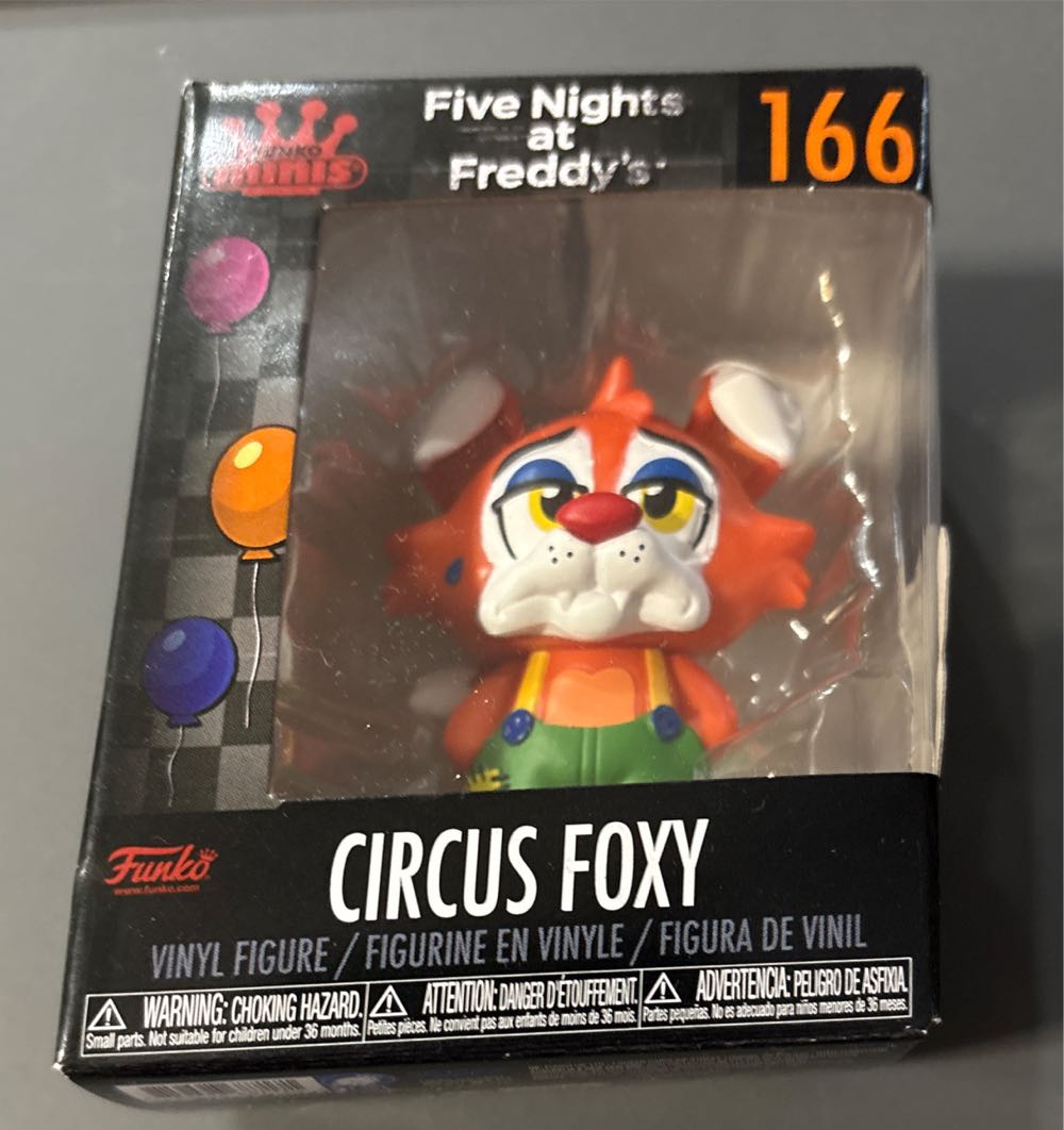 Circus Foxy #166  vinyl figure collectible [Barcode 889698687171] - Main Image 2