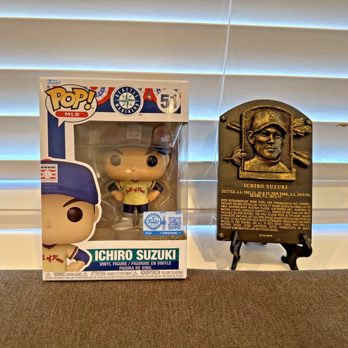 Ensky Fujiko Fujio 90th Arm Pillow Doraemon Mofu