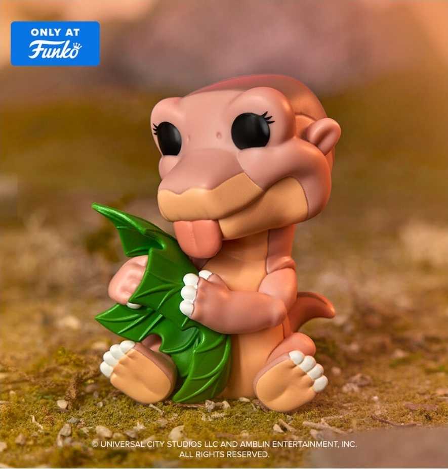 Littlefoot With Treestar  vinyl figure collectible - Main Image 2