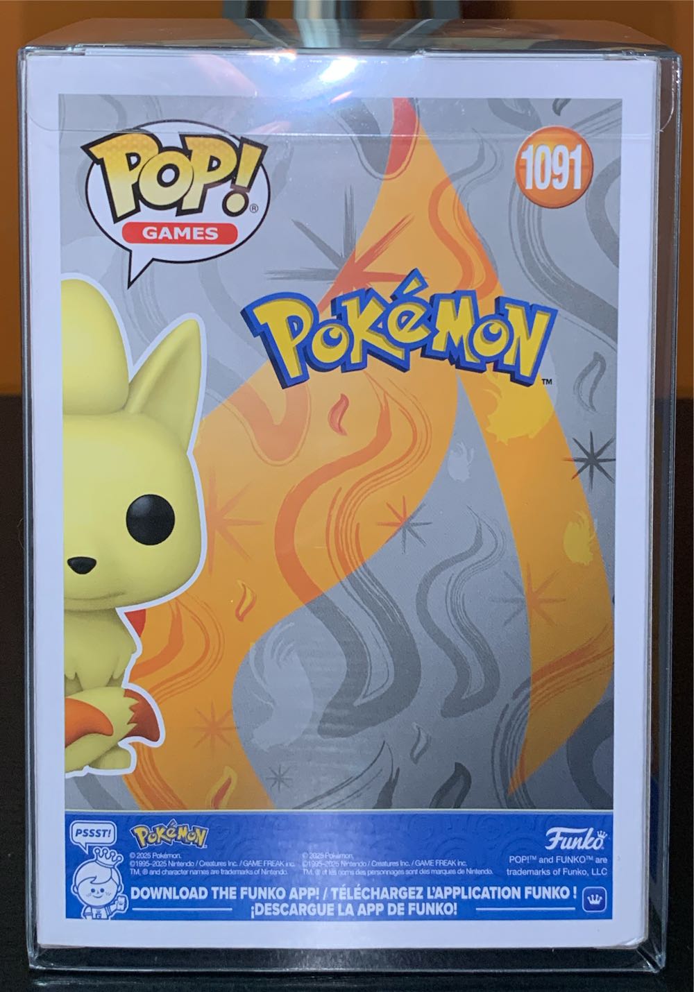 Ninetales - Pokémon vinyl figure collectible [Barcode 889698863667] - Main Image 3
