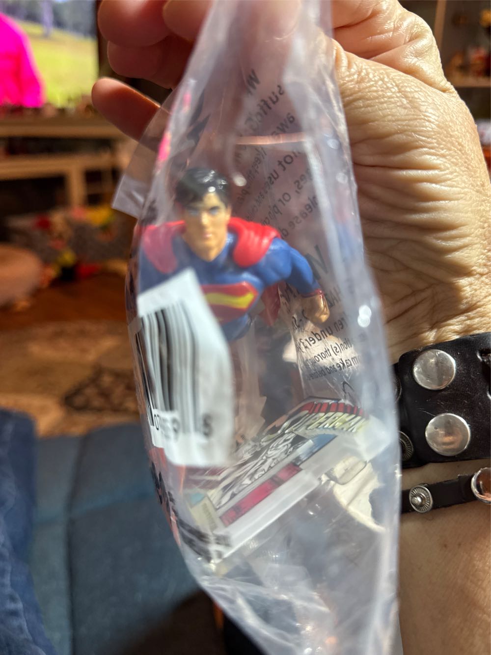 Superman Man Of Steel Cake Topper Superhero Flying Superman Cake Decoration Food Safe Birthday Cake Decoration  vinyl figure collectible [Barcode 607772630598] - Main Image 2