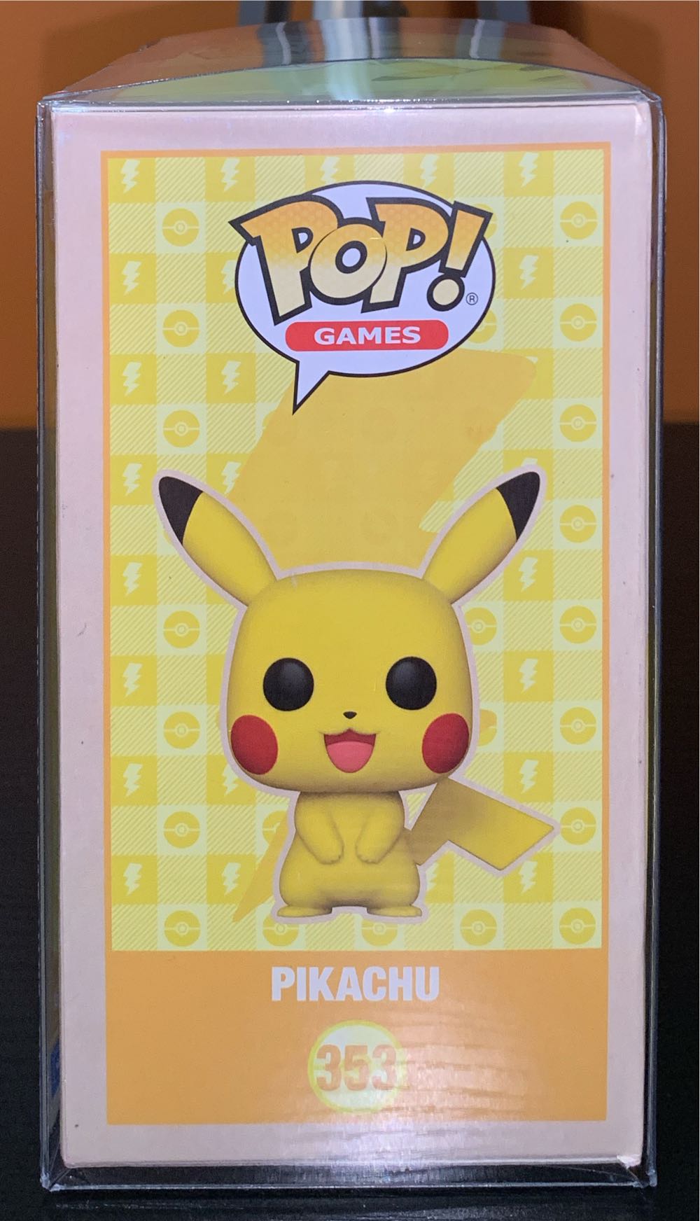 353 Pikachu (Soft Color) - Pokémon vinyl figure collectible [Barcode 889698878760] - Main Image 4