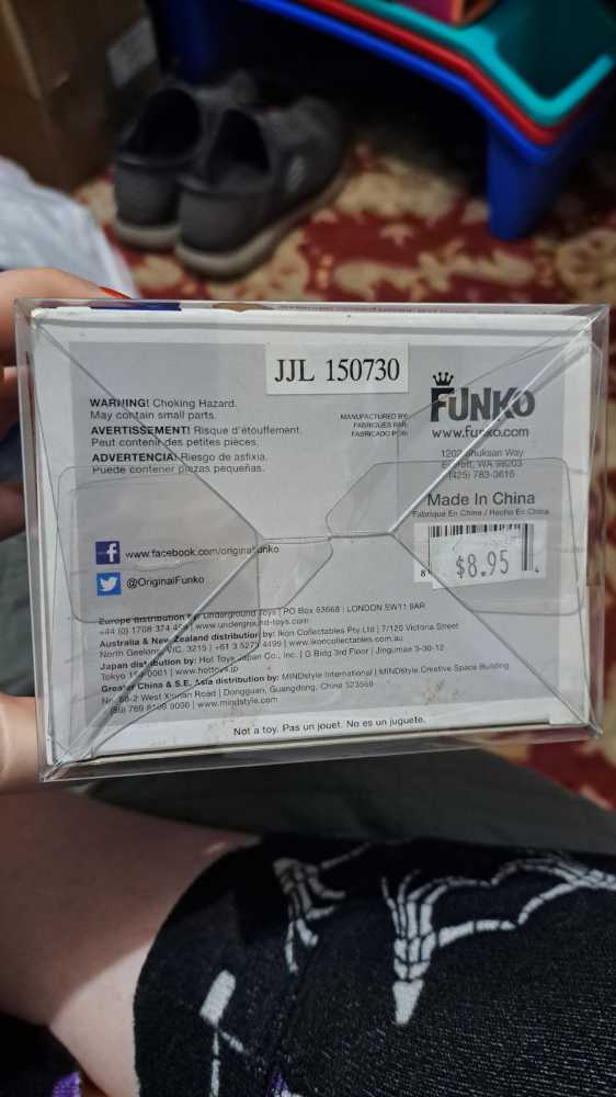 The Walking Dead: Tyrese  - The Walking Dead vinyl figure collectible - Main Image 4