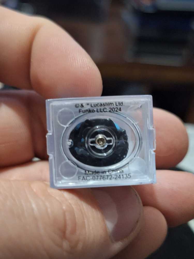 Star Wars: Darth Vader - Star Wars vinyl figure collectible - Main Image 4