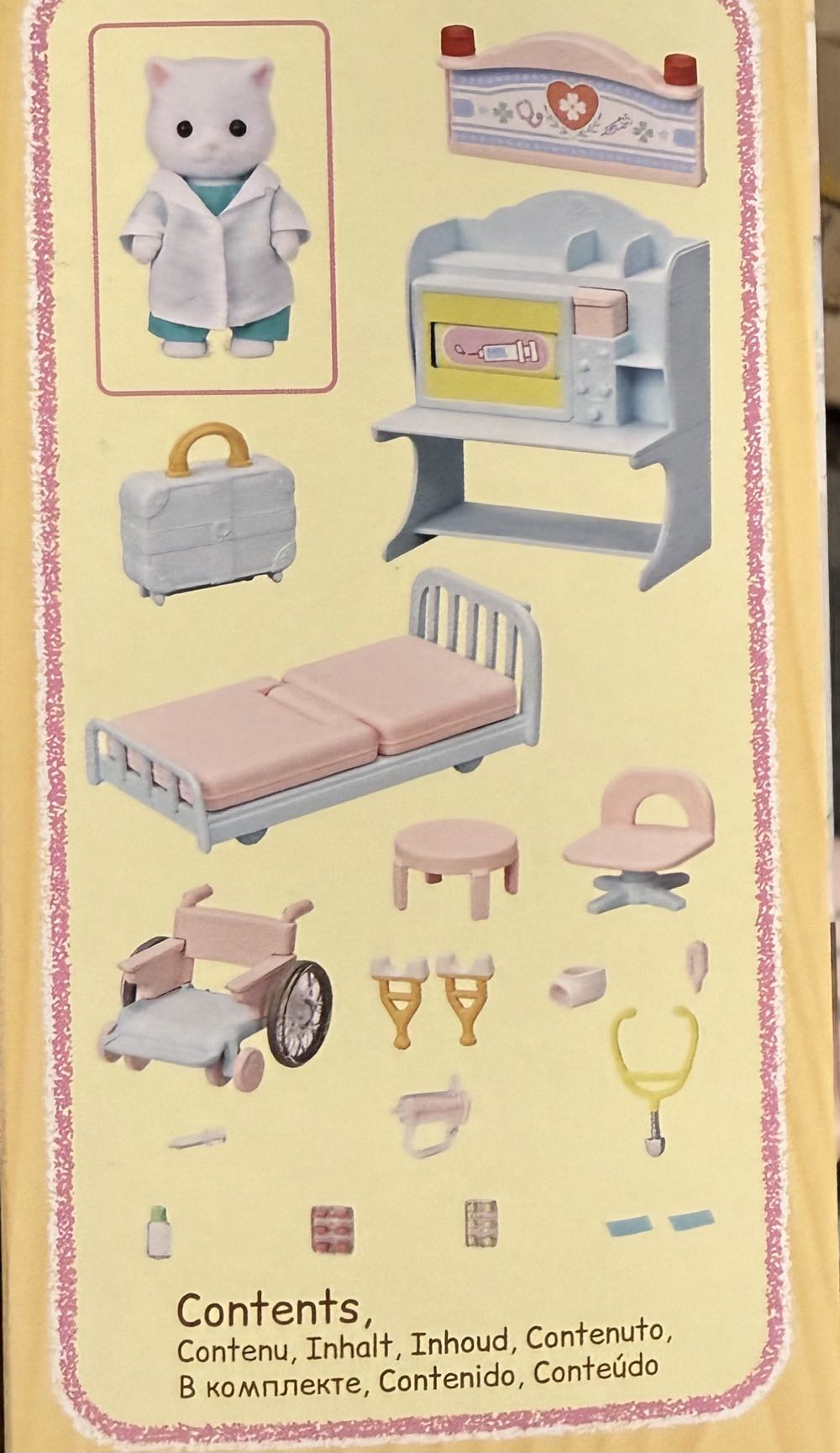 Village Doctor Starter Set  vinyl figure collectible [Barcode 5054131057056] - Main Image 2