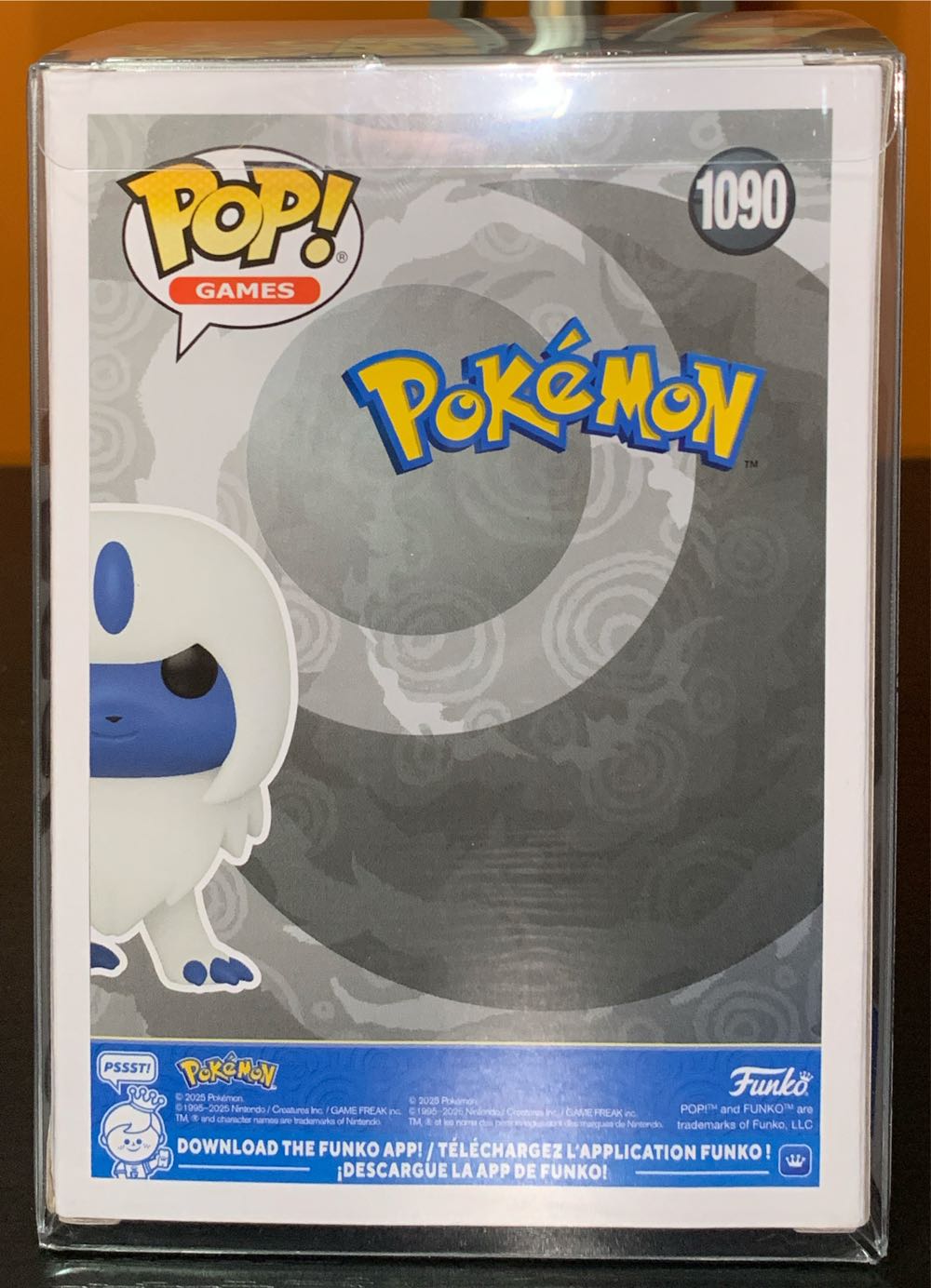 Absol - Pokémon vinyl figure collectible [Barcode 889698863650] - Main Image 3