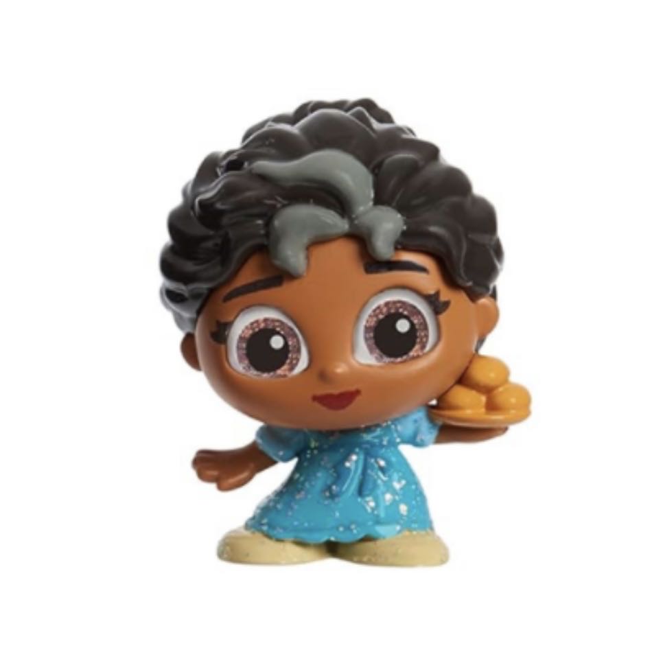 Julieta Madrigal With Arepas  vinyl figure collectible - Main Image 1