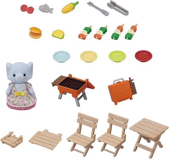 BBQ Picnic Set - Elephant Girl  vinyl figure collectible [Barcode 5054131056400] - Main Image 2