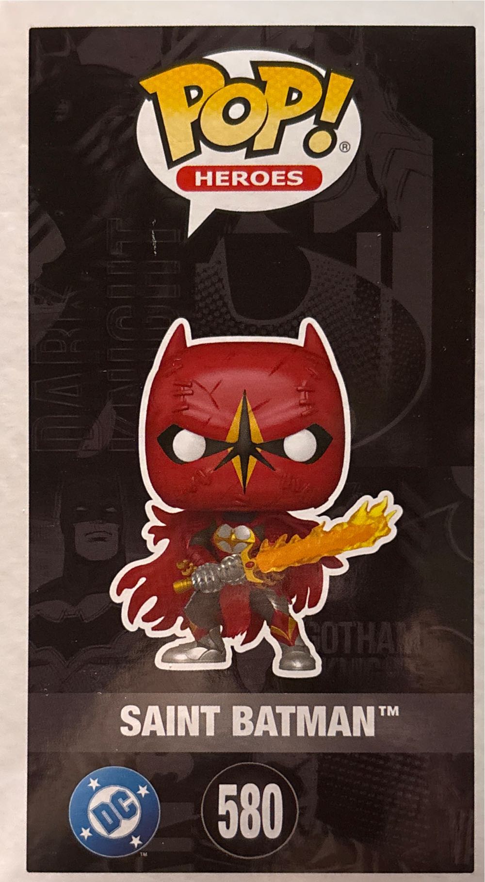 Saint Batman - Batman vinyl figure collectible [Barcode 889698862240] - Main Image 3