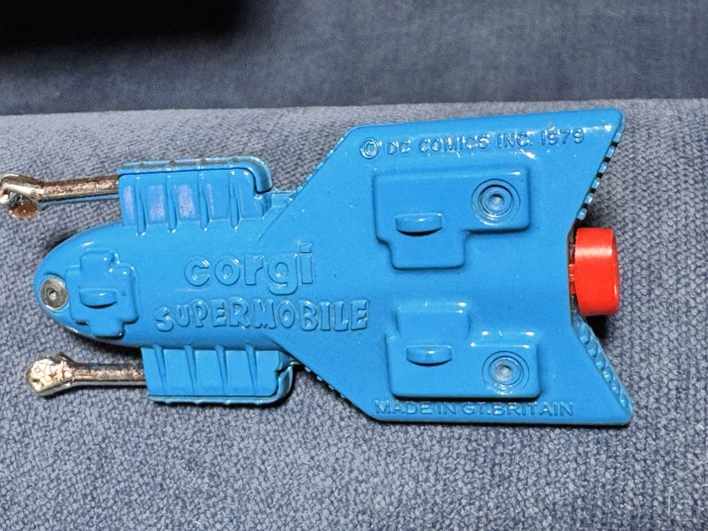 Corgi Diecast Supermobile 79  vinyl figure collectible - Main Image 3