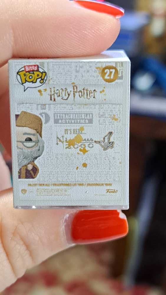 Harry Potter: Albus Dumbledore  - Harry Potter vinyl figure collectible - Main Image 2