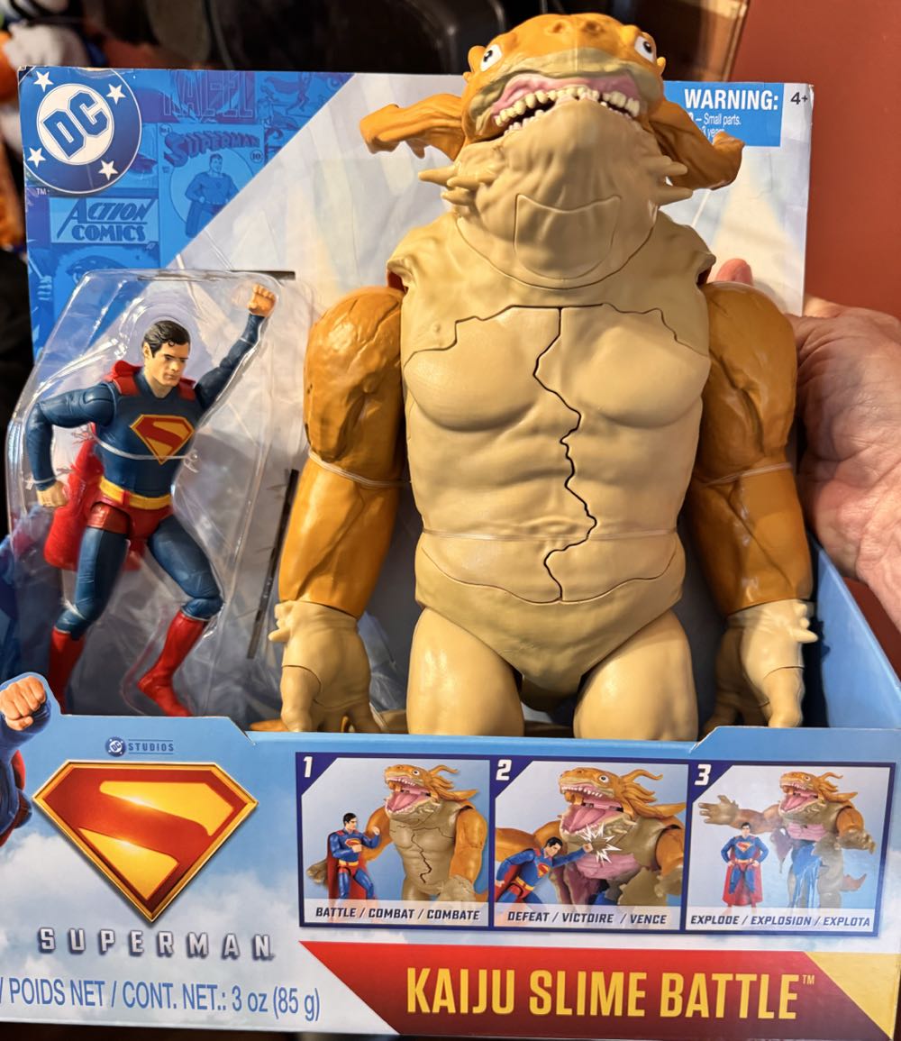 Spinmaster DC Studios Superman: Kaiju Slime Battle  vinyl figure collectible [Barcode 681147069084] - Main Image 2