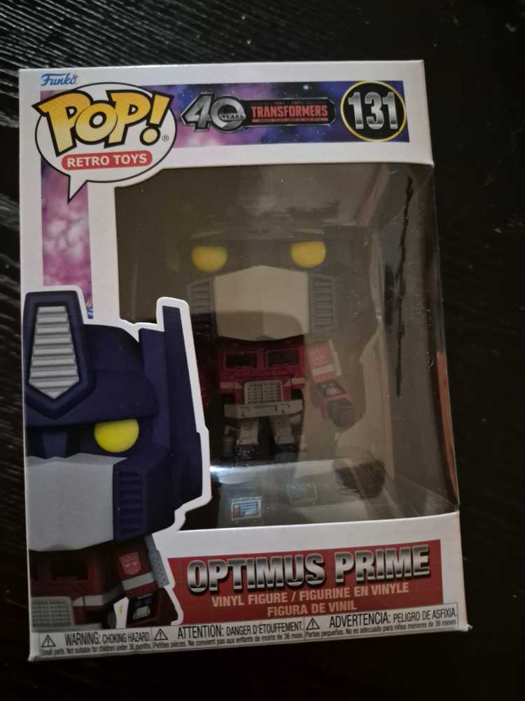 Handmade By Robots Carrie #073