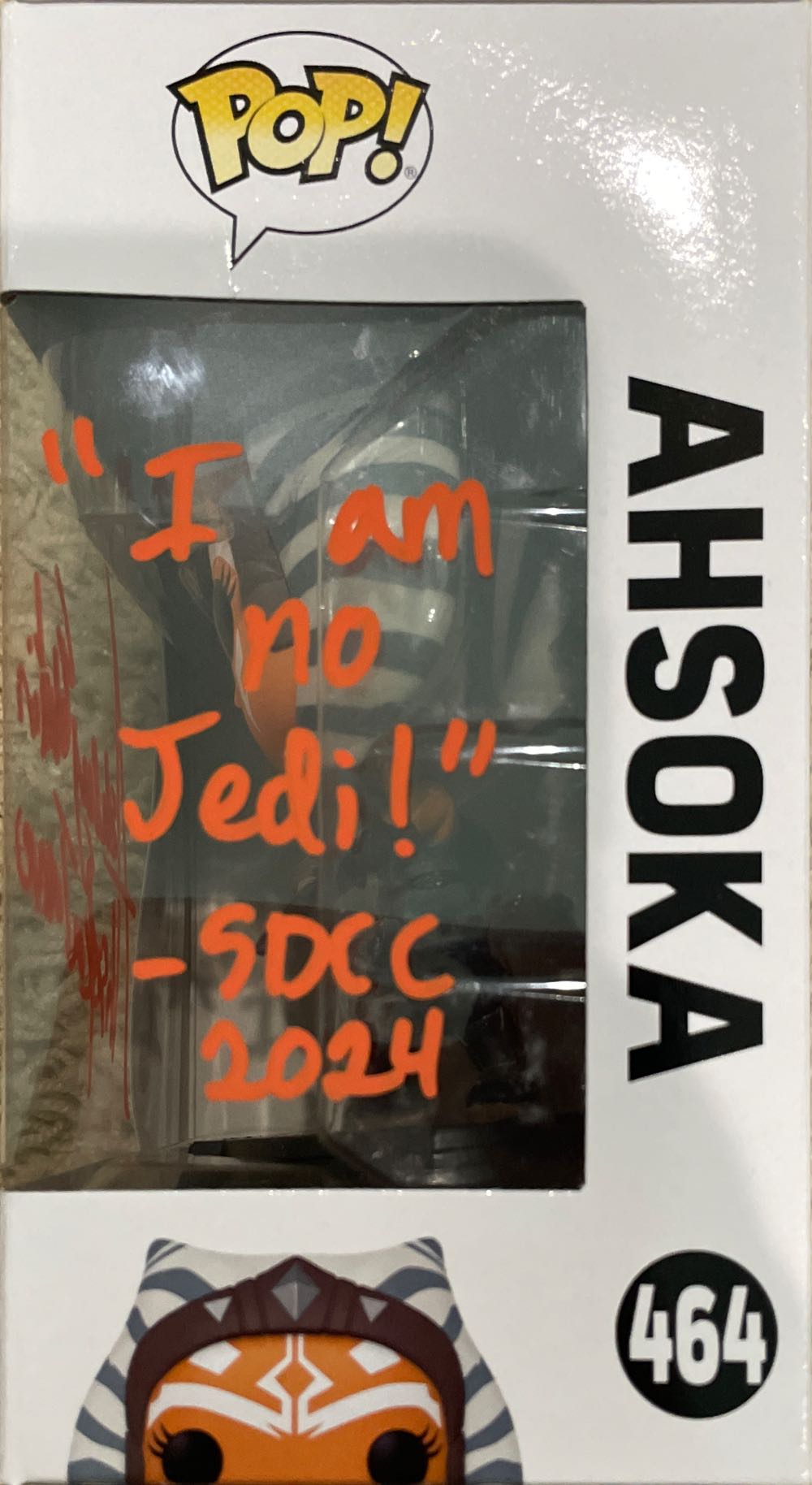 Ahsoka - Star Wars vinyl figure collectible [Barcode 889698545273] - Main Image 2