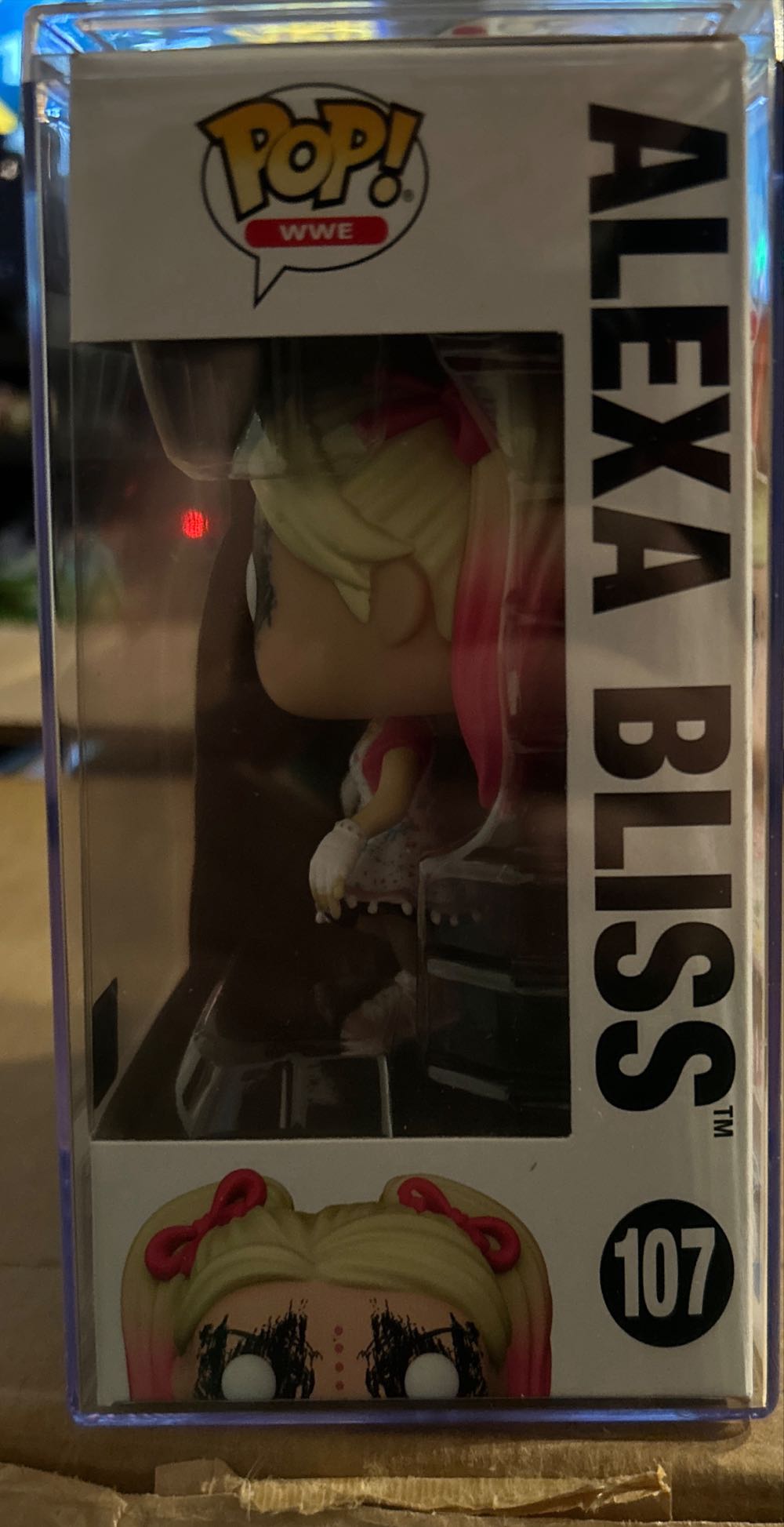 Alexa Bliss #107 - WWE vinyl figure collectible [Barcode 889698614641] - Main Image 2