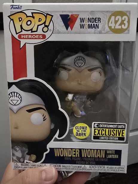 Kleenex Design Cube Tissues 48 Pack – Mr Doodle Limited Edition Per Collection