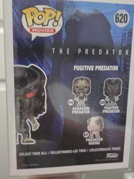 Predator #620 Fugitive Predator CLEAR  vinyl figure collectible - Main Image 2