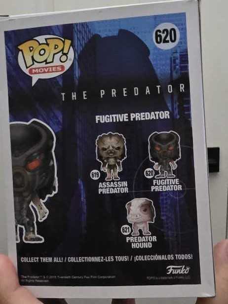Predator #620 Fugitive Predator  vinyl figure collectible - Main Image 2