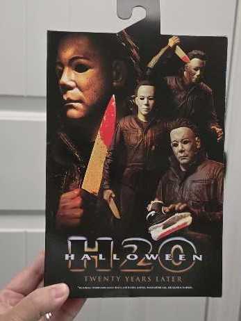 Michael Myers H20 NECA 7’  vinyl figure collectible - Main Image 3