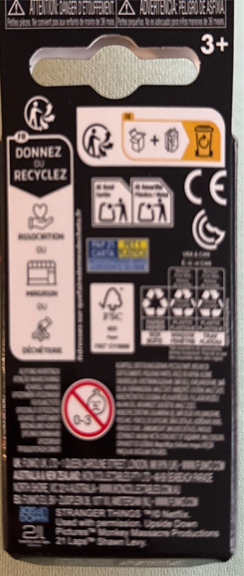 Stranger Things Eleven Bandana Pop! Netflix’s Stranger Things Eleven With Bandana Stranger Funko Keychain Pocket Pop  vinyl figure collectible [Barcode 889698866187] - Main Image 2