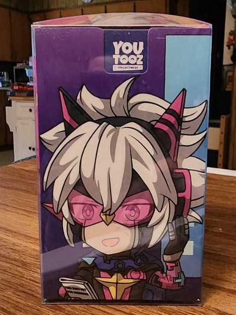 CyYu  vinyl figure collectible [Barcode 810140786524] - Main Image 2