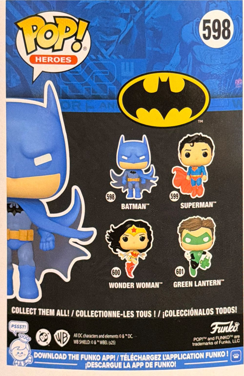 DC New Classics Batman - Batman vinyl figure collectible [Barcode 889698863698] - Main Image 3