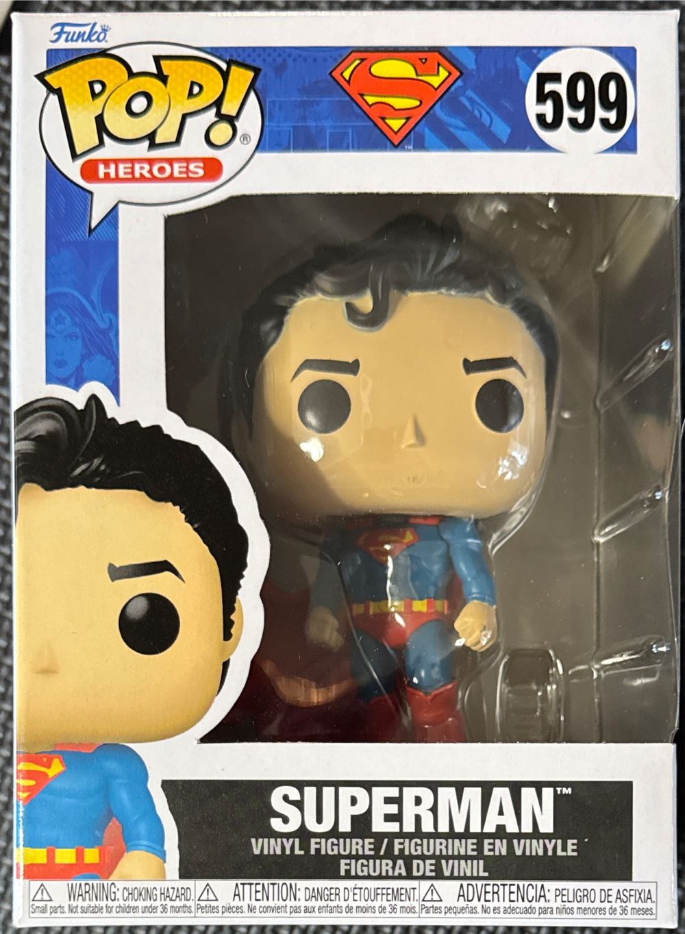 Superman Funko Pop #599  vinyl figure collectible [Barcode 889698863704] - Main Image 2
