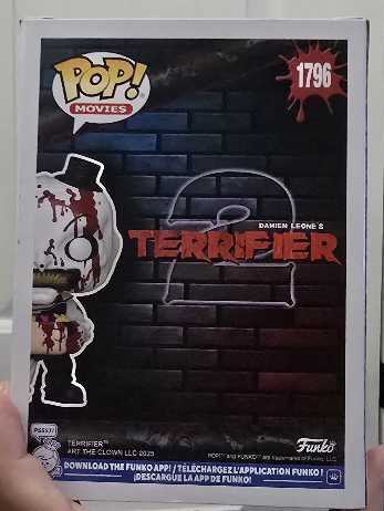 Art The Clown #1796  vinyl figure collectible - Main Image 2