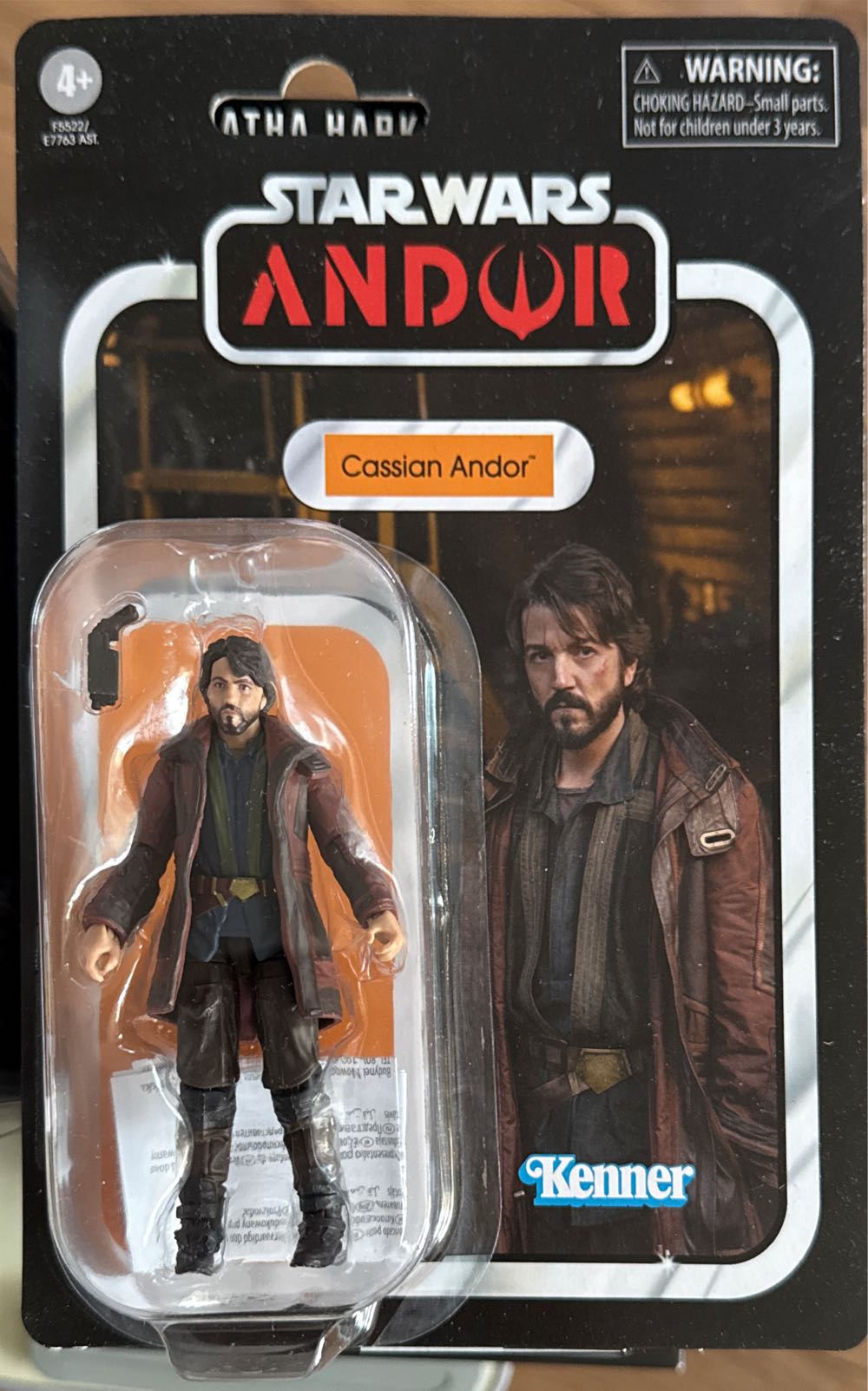 Star Wars The Vintage Collection Cassian Andor Toy 3.75-inch-scale Andor Action Figure Toys For Kids Ages 4 And Up  vinyl figure collectible [Barcode 5010994158132] - Main Image 2