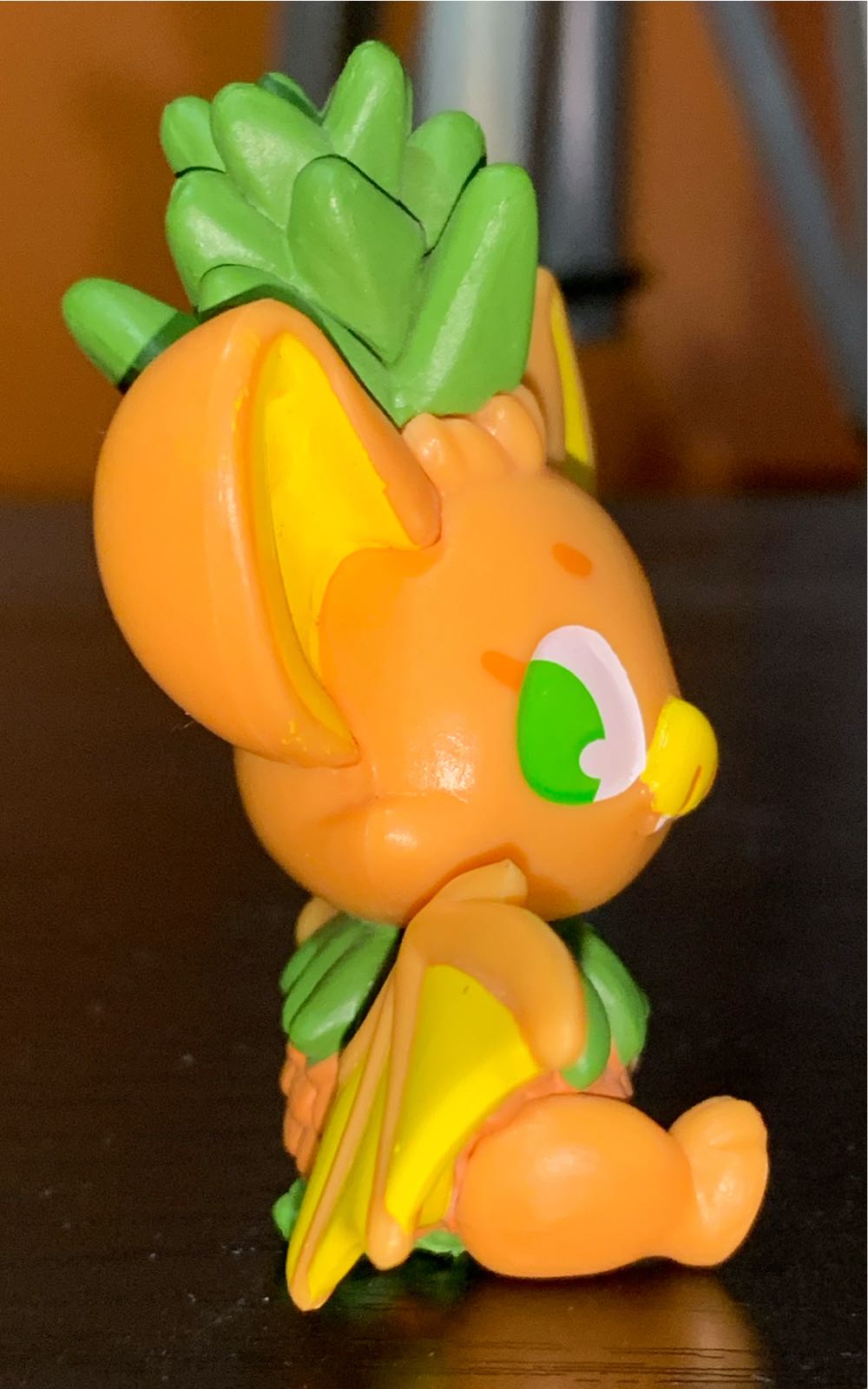 Pinya (Pineapple Bat)  vinyl figure collectible - Main Image 4