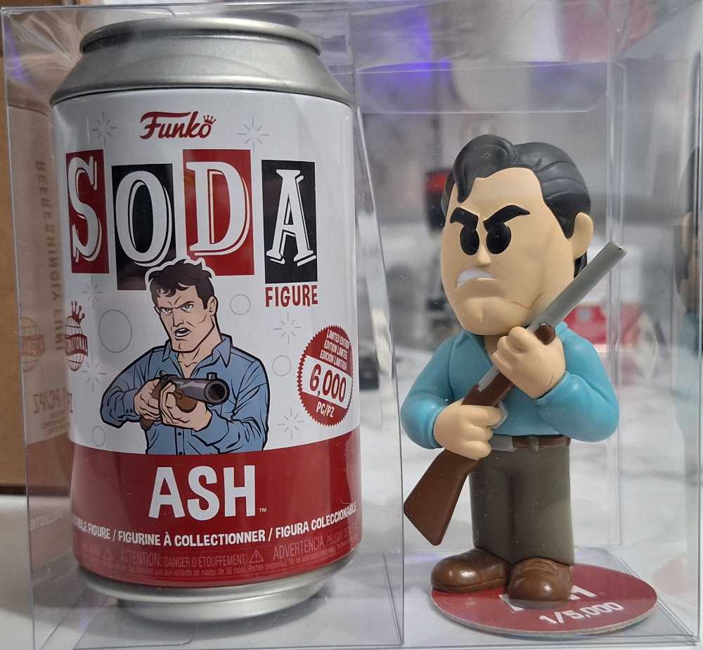 Ash - Evil Dead - L’armata Delle Tenebre -FUNKOPOP - Funko Vinyl Soda - Evil Dead vinyl figure collectible [Barcode 889698583343] - Main Image 2