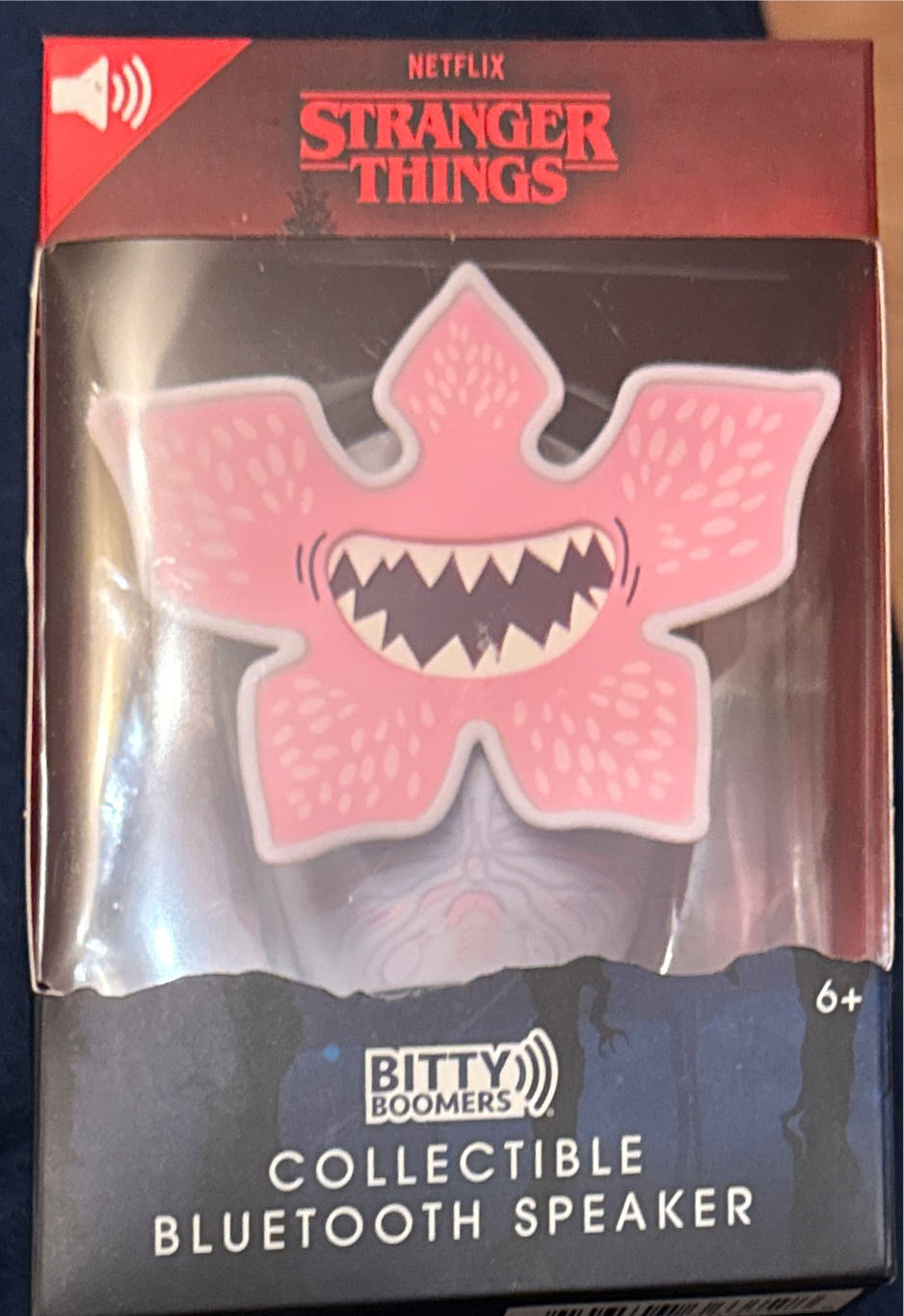 Demogorgon Netflix Stranger Things Demogorgon Bitty Boomers Bluetooth Speaker Tote - Stranger Things vinyl figure collectible [Barcode 746507363728] - Main Image 2