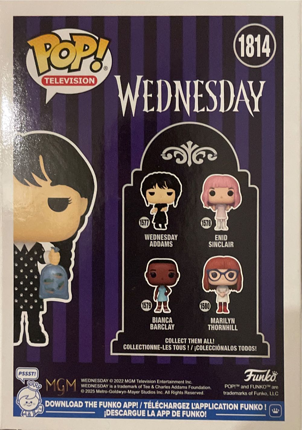 Wednesday Addams  vinyl figure collectible [Barcode 889698886239] - Main Image 3