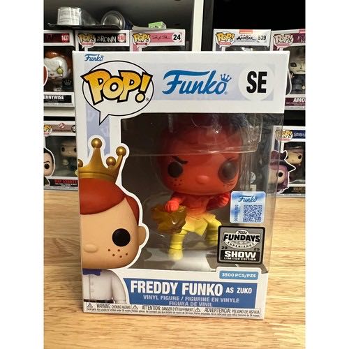 Nintendo Super Mario 4-inch Luigi Poseable Figure With Green Mushroom Accessory. Ages 3 Officially Licensed