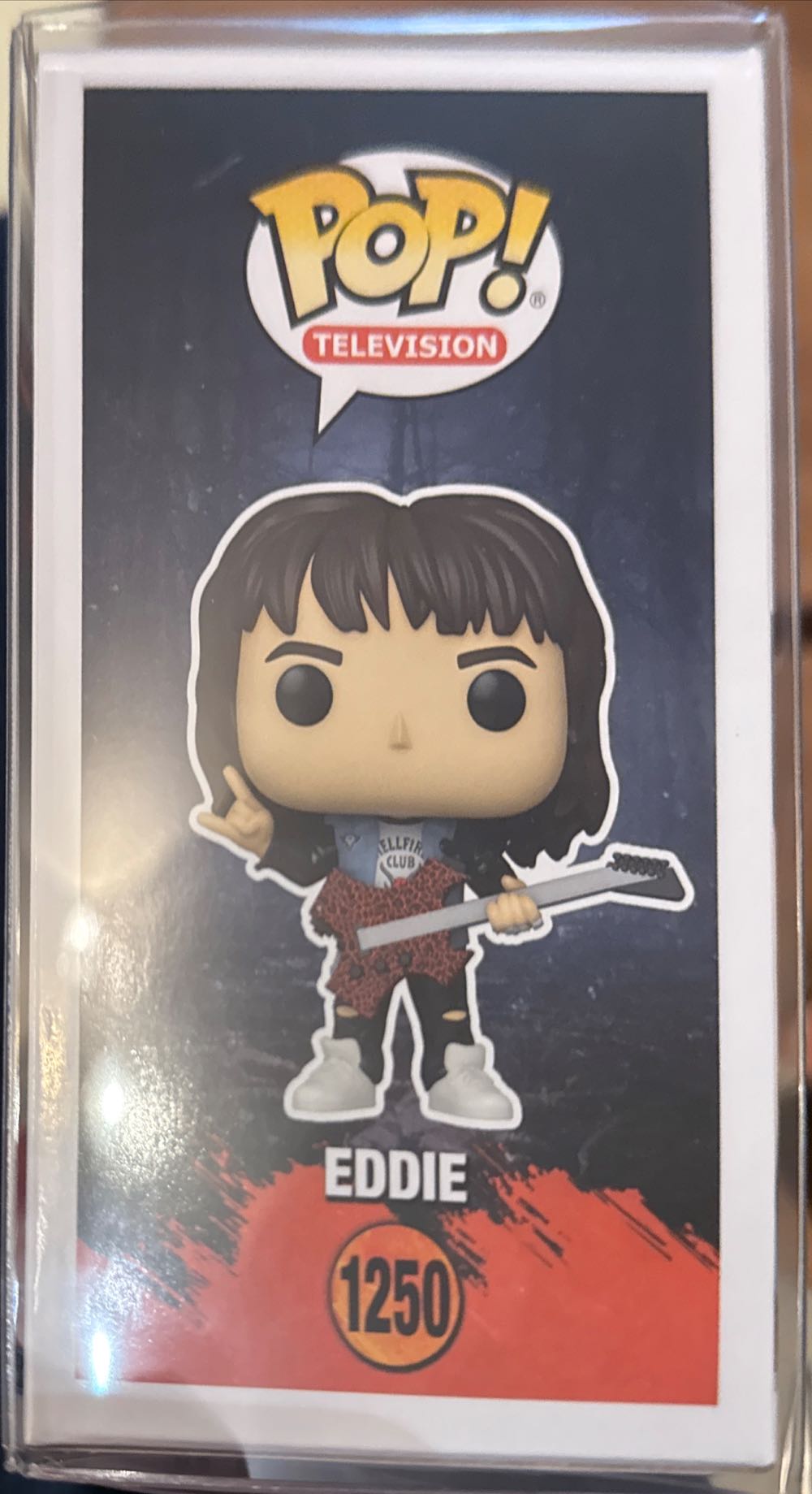 Eddie  vinyl figure collectible [Barcode 889698624008] - Main Image 2