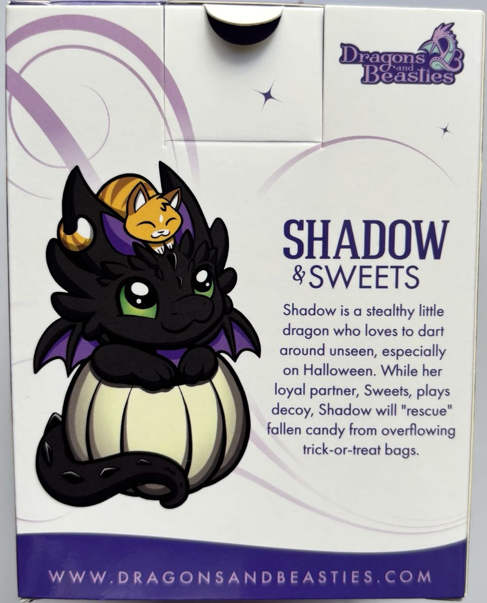 D&B Shadow & Sweets  vinyl figure collectible [Barcode 810002712609] - Main Image 4