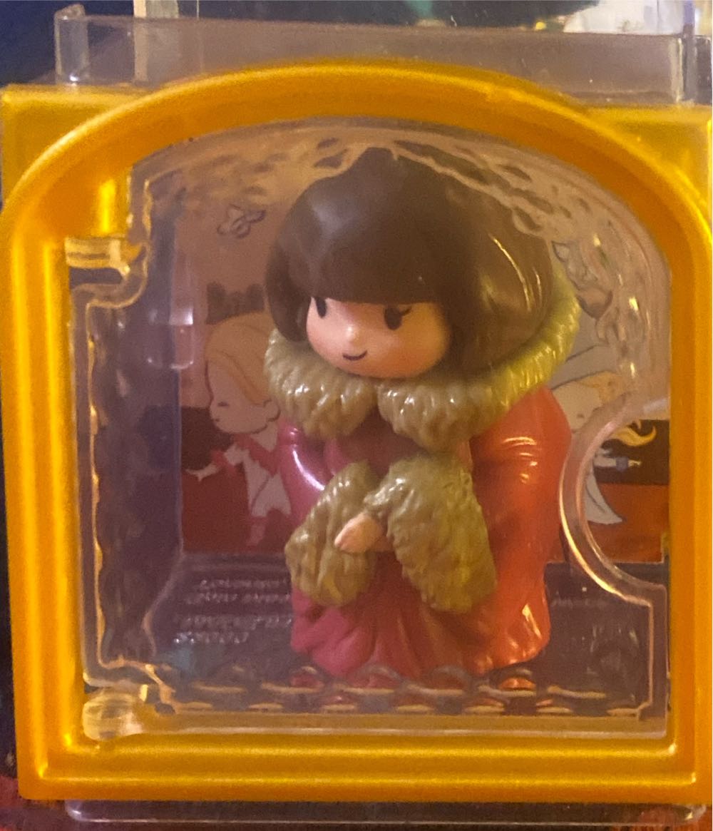 Wizarding World Harry Potter Micro Magical Moments Year 4 Blind Box Figure & Display Case Voldemort - Harry Potter vinyl figure collectible [Barcode 778988455074] - Main Image 2