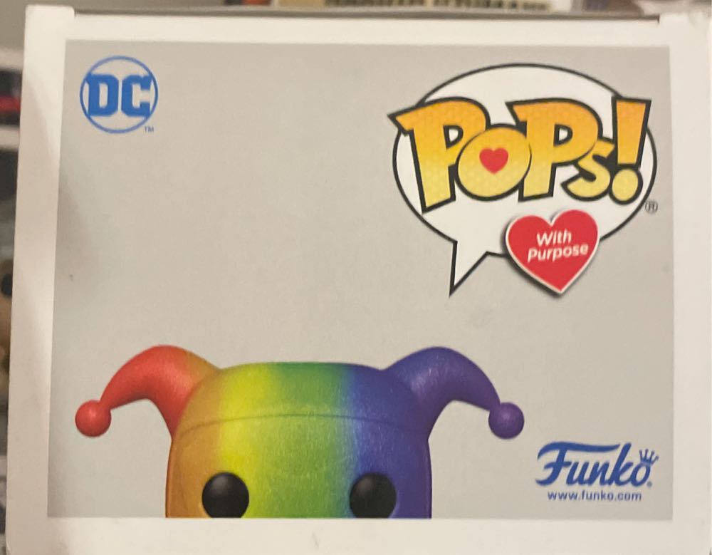 Harley Quinn - Pride and Prejudice and Zombies vinyl figure collectible [Barcode 889698658959] - Main Image 2