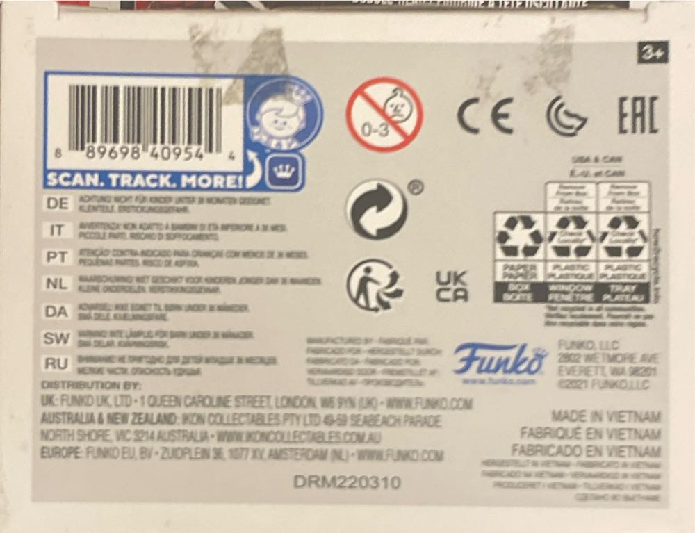 Eleven - Stranger Things vinyl figure collectible [Barcode 889698409544] - Main Image 4