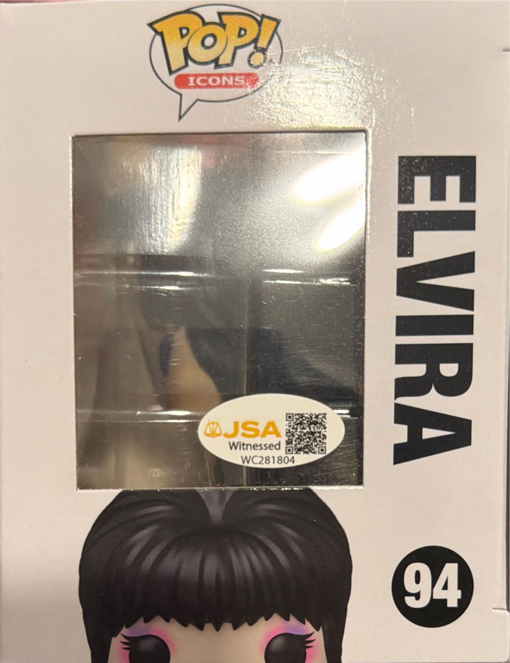 Elvira - Elvira Mistress of the Dark vinyl figure collectible [Barcode 889698864411] - Main Image 2