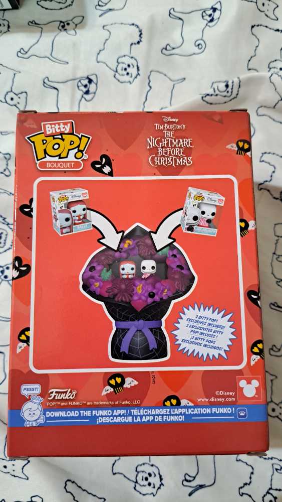 Sally & Jack Skellington - The Nightmare Before Christmas vinyl figure collectible [Barcode 889698878111] - Main Image 2