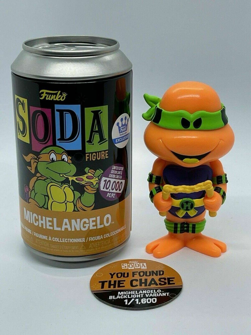 Michelangelo  vinyl figure collectible - Main Image 2