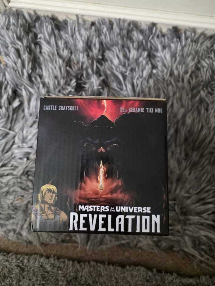 Mondo Mug Motu Castle Grayskull   vinyl figure collectible [Barcode 5060224087497] - Main Image 2