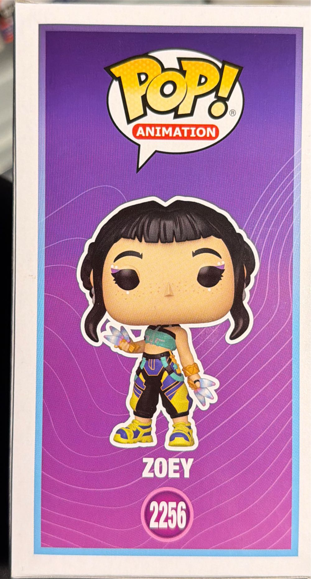 Zoey  vinyl figure collectible [Barcode 889698952675] - Main Image 4